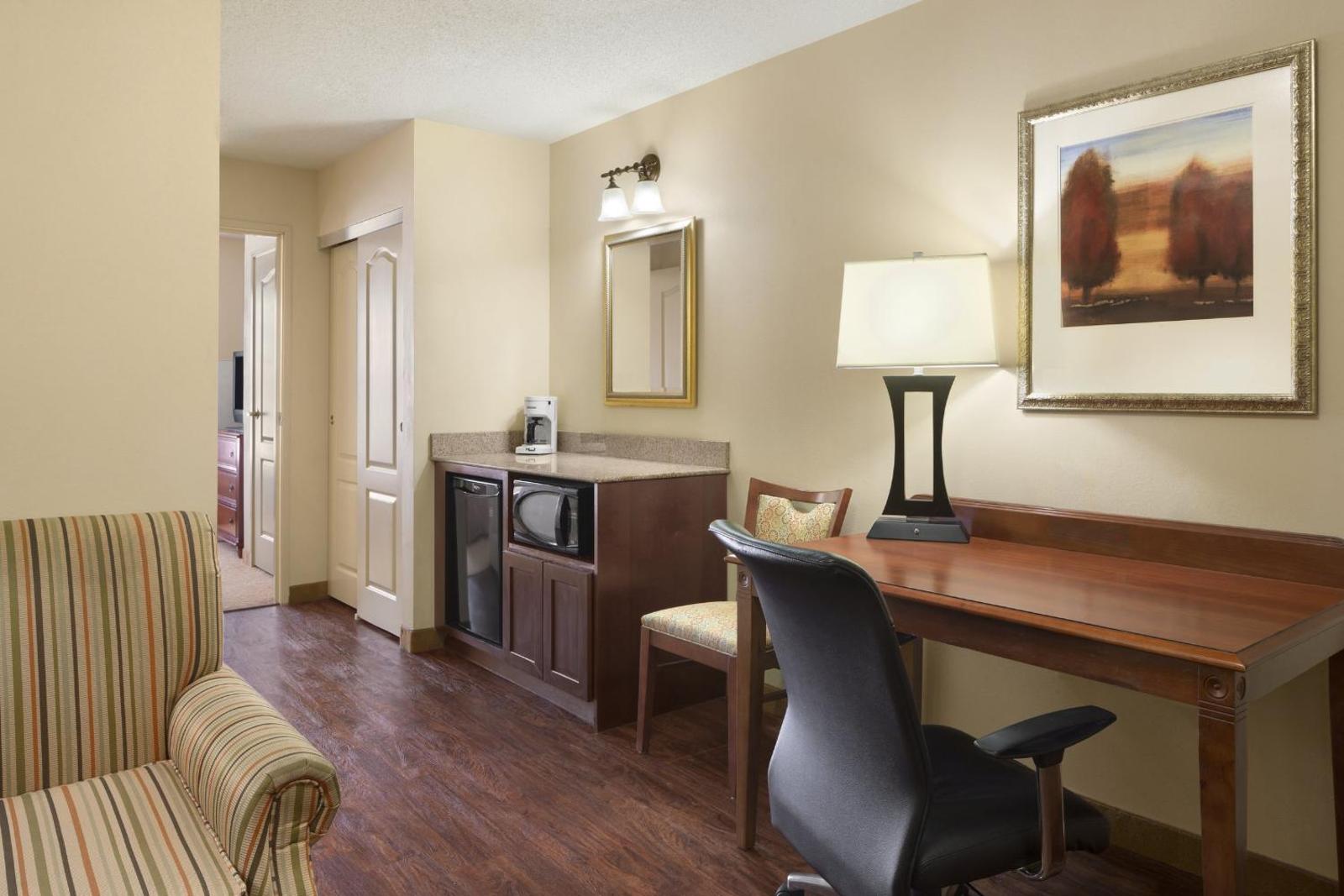 Country Inn & Suites by Radisson, Baltimore North, MD