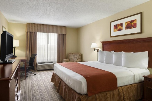 Country Inn & Suites by Radisson, Baltimore North, MD image 8